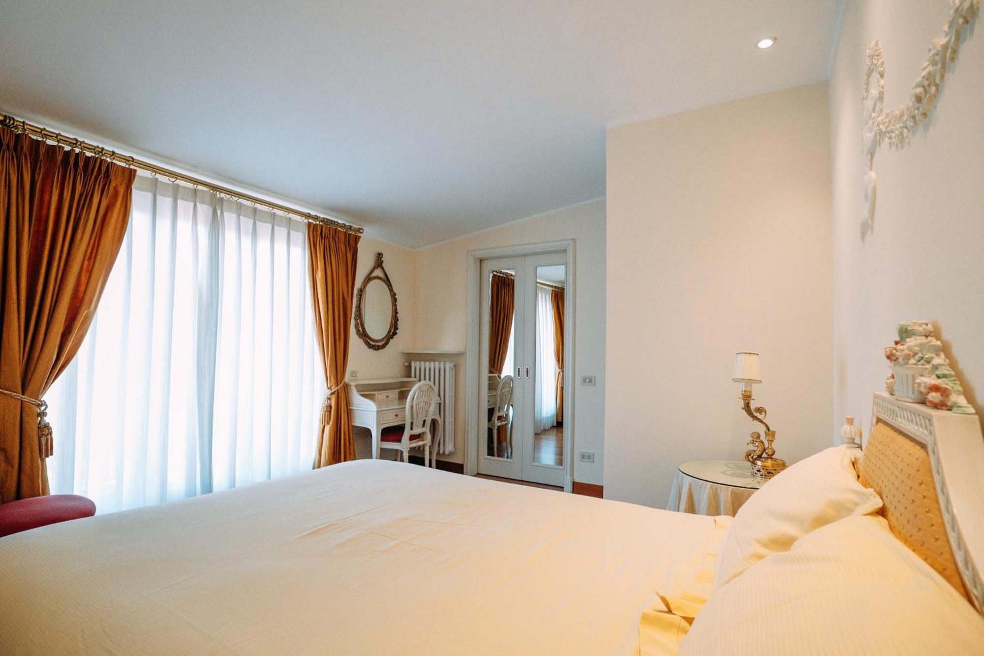 Suite Romantic Vista Lago Stresa Ngoại thất bức ảnh